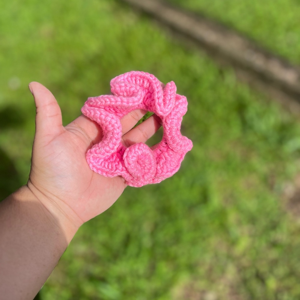 Scrunchies - Picture 9 of 10